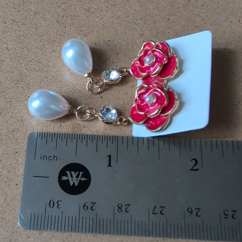Elegant Red Floral Pearl Drop Earrings
